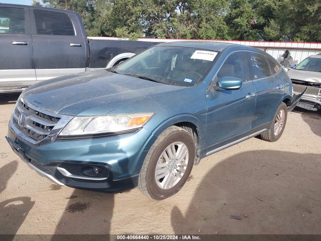 Honda Crosstour Ex-l 2015 5J6TF3H52FL001374 Image 2