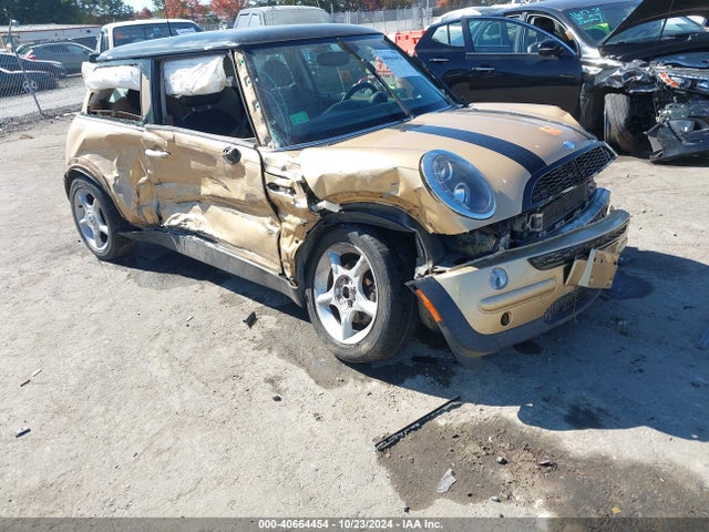 2004 MINI COOPER WMWRC33404TJ58435 Photo 0