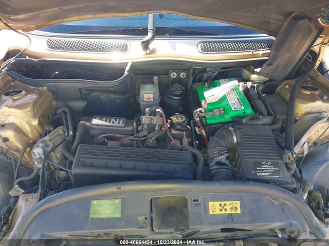 2004 MINI COOPER WMWRC33404TJ58435 Photo 9