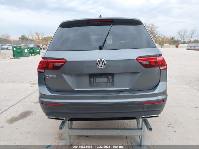 3VV3B7AX3KM049660 Volkswagen Tiguan