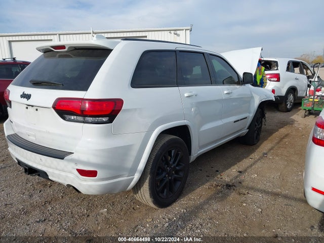 1C4RJFAG7MC811236 Jeep Grand Cherokee Laredo X 4x4