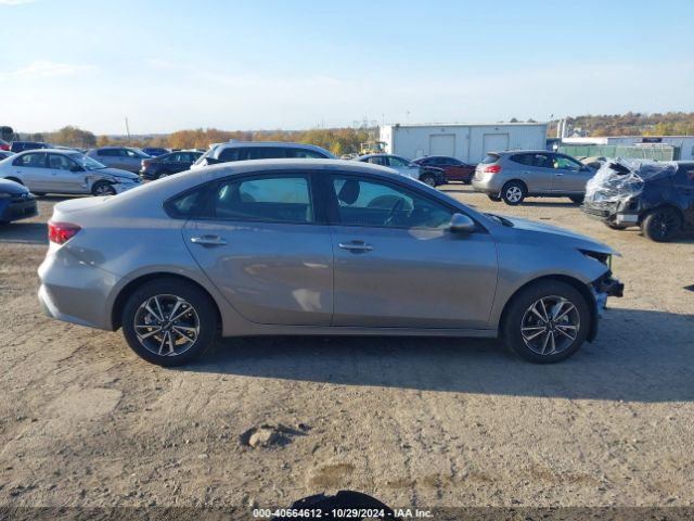 3KPF24AD4RE758196 KIA Forte Lxs