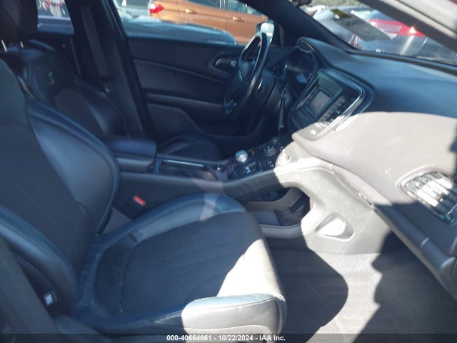 Chrysler 200 S 2015 1C3CCCBB6FN696058 Image 5