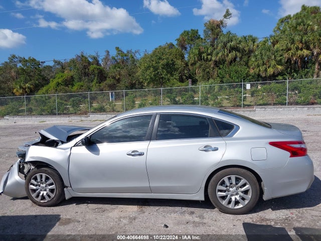 Nissan Altima 2.5 S 2017 1N4AL3AP8HC471306 Image 14