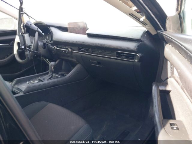 JM1BPAA79M1331570 Mazda Mazda3 2.0