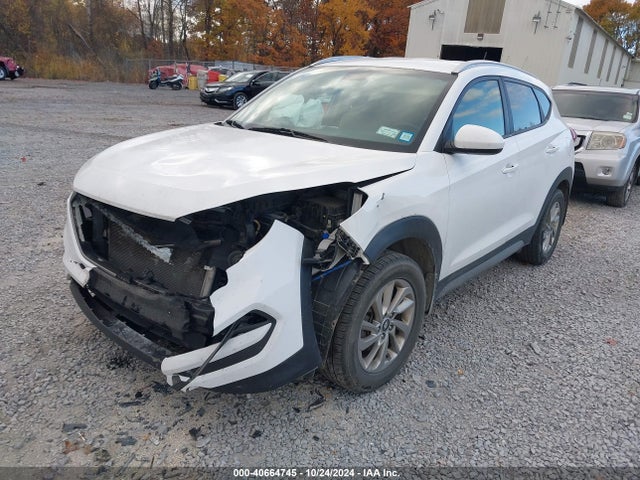 Hyundai TUCSON SE 2017 KM8J3CA44HU293741 Image 2