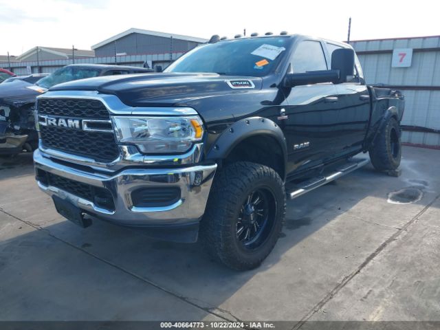3C6UR5CL6LG315368 RAM 2500 Tradesman  4x4 6'4 Box