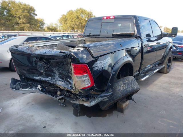 3C6UR5CL6LG315368 RAM 2500 Tradesman  4x4 6'4 Box