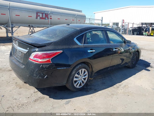 Nissan Altima 2.5 S 2015 1N4AL3AP0FN337584 Image 3