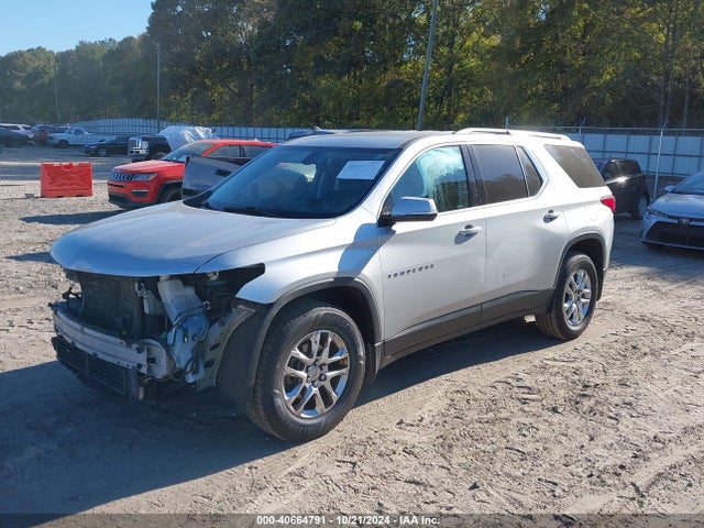 Chevrolet Traverse 1lt 2018 1GNERGKW5JJ158052 Image 2
