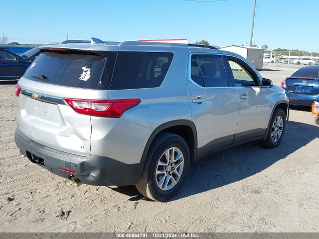Chevrolet Traverse 1lt 2018 1GNERGKW5JJ158052 Image 4