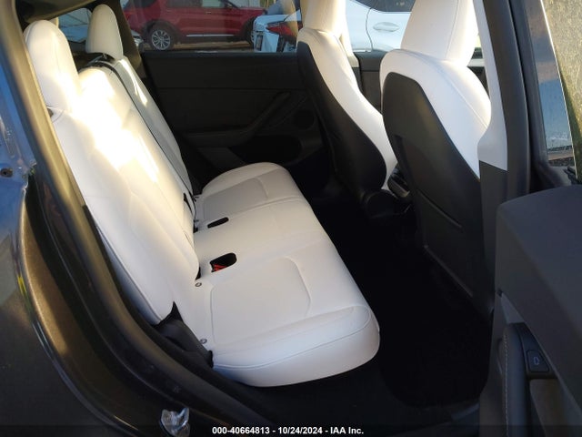 2024 TESLA MODEL Y 7SAYGDED6RF105175 Photo 7