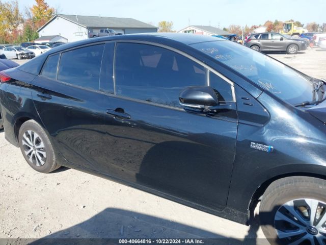JTDKARFP7L3137910 Toyota Prius Prime Limited