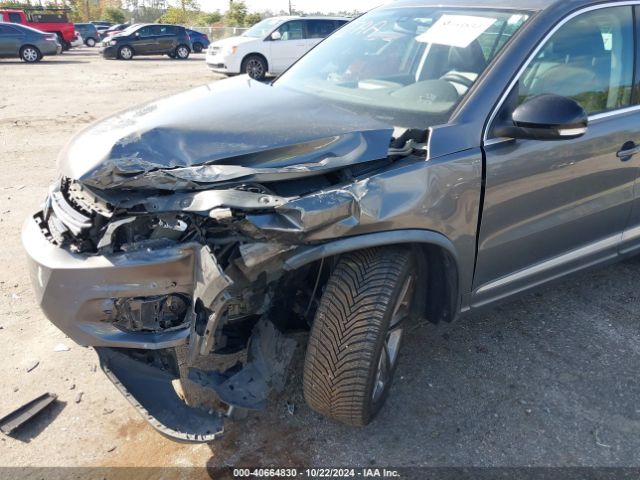 WVGTV7AX7HK015285 Volkswagen Tiguan 2.0t Sport