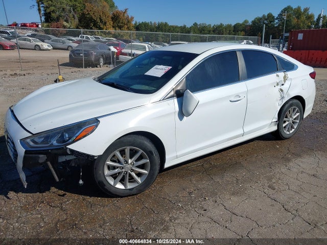 Hyundai SONATA SE 2018 5NPE24AF2JH702741 Image 17