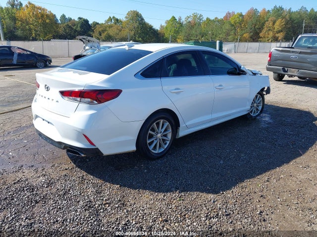 Hyundai SONATA SE 2018 5NPE24AF2JH702741 Image 4