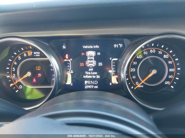 1C4GJXAGXKW627028 Jeep Wrangler Sport S 4x4