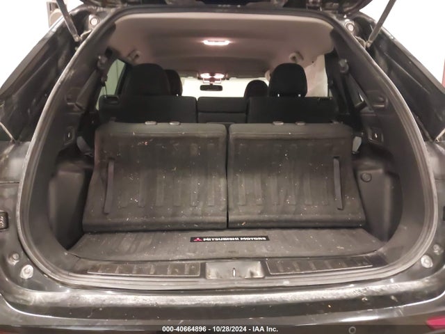 Mitsubishi Outlander Es 2.5 2022 JA4J4TA86NZ040336 Image 18