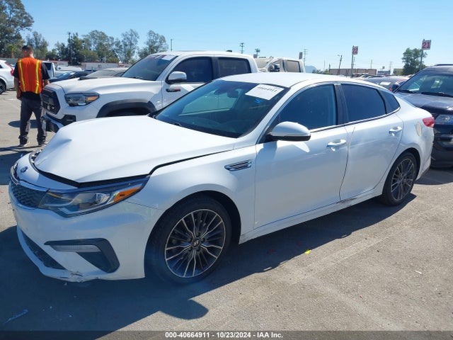 KIA Optima Lx 2019 5XXGT4L31KG347597 Image 2