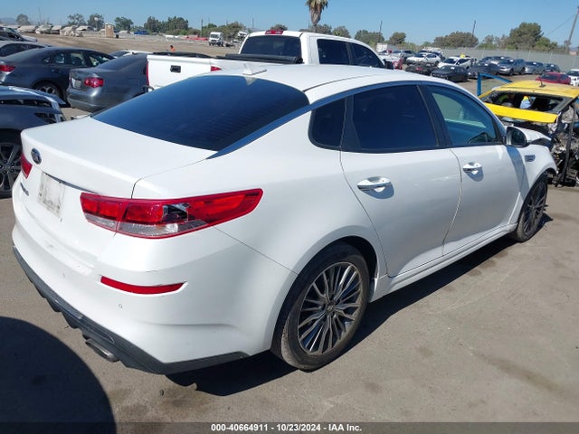 KIA Optima Lx 2019 5XXGT4L31KG347597 Image 4