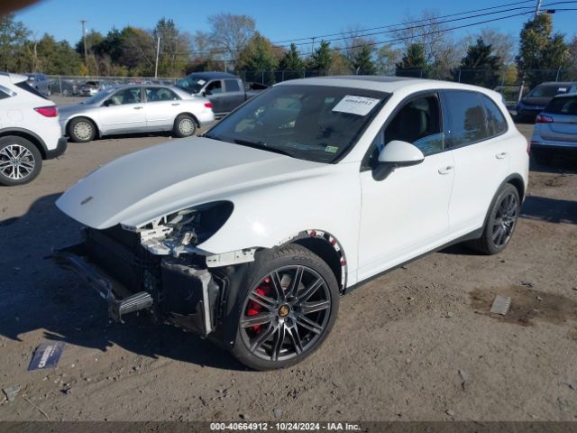 2012 PORSCHE CAYENNE WP1AC2A28CLA82276 Photo 1