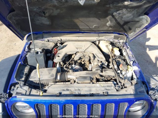 1C4HJXFG5JW266237 Jeep Wrangler Unlimited Rubicon 4x4