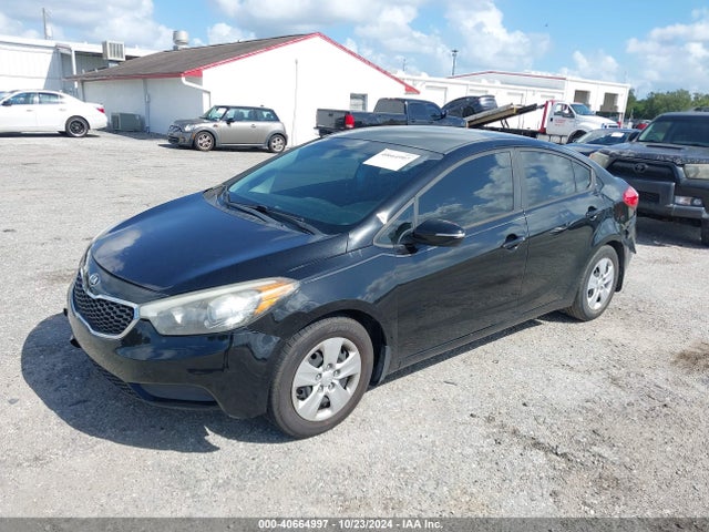 KIA FORTE LX 2016 KNAFX4A62G5607320 Image 2