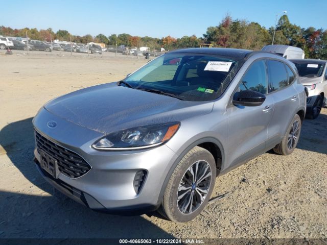 1FMCU9BZ2MUB17865 Ford Escape Se Hybrid