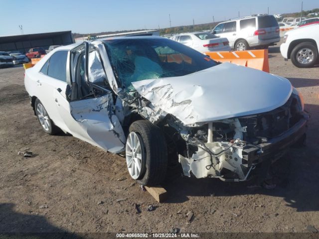 4T1BD1FK4EU113733 Toyota Camry Hybrid Xle