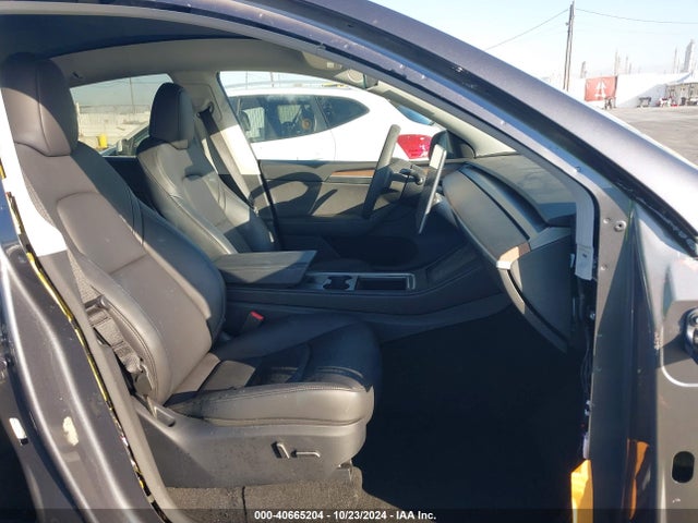 2023 TESLA MODEL Y 7SAYGDEE4PF927673 Photo 4