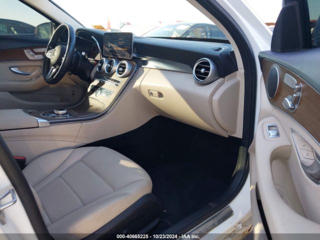 W1KWF8DB3MR625454 Mercedes-Benz C 300 Sedan