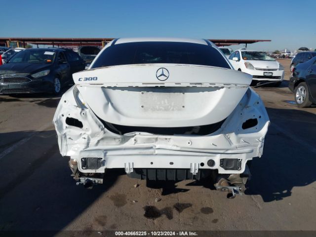 W1KWF8DB3MR625454 Mercedes-Benz C 300 Sedan