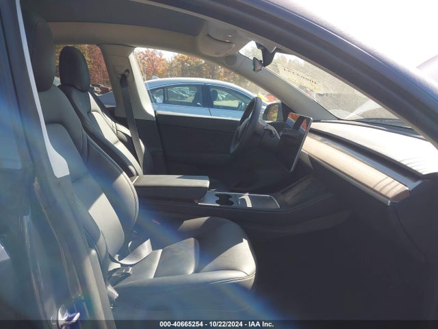 2022 TESLA MODEL Y 7SAYGDEE6NF450872 Photo 4