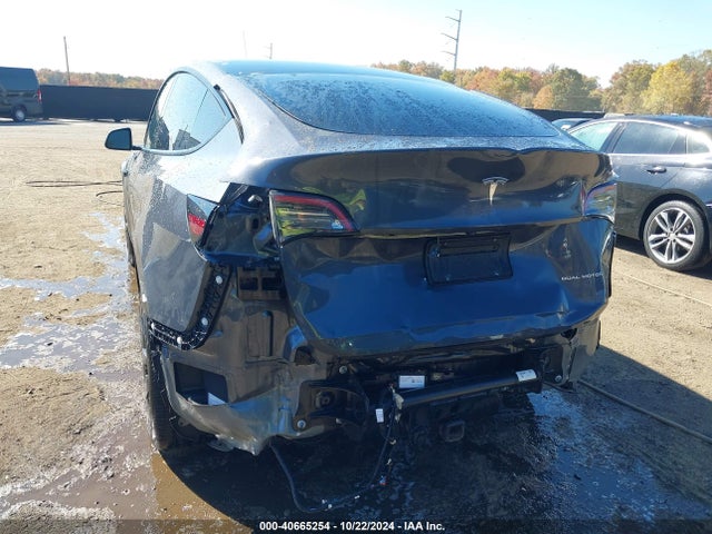 2022 TESLA MODEL Y 7SAYGDEE6NF450872 Photo 5