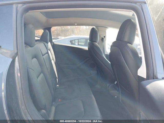 2022 TESLA MODEL Y 7SAYGDEE6NF450872 Photo 7