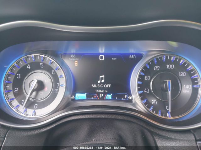 2C3CCAAG3JH117756 Chrysler 300 Touring L