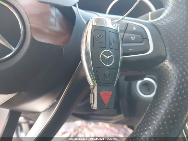 55SWF4JB9GU158900 Mercedes-Benz C 300 Luxury/sport