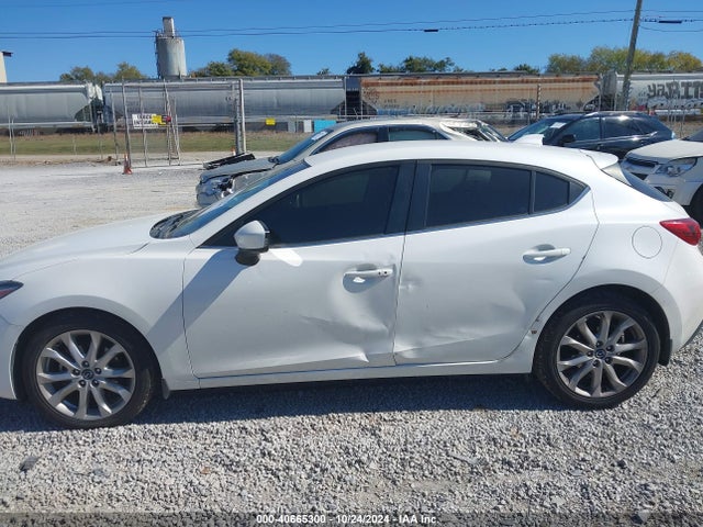 Mazda Mazda3 S Touring 2014 JM1BM1L36E1162466 Image 14