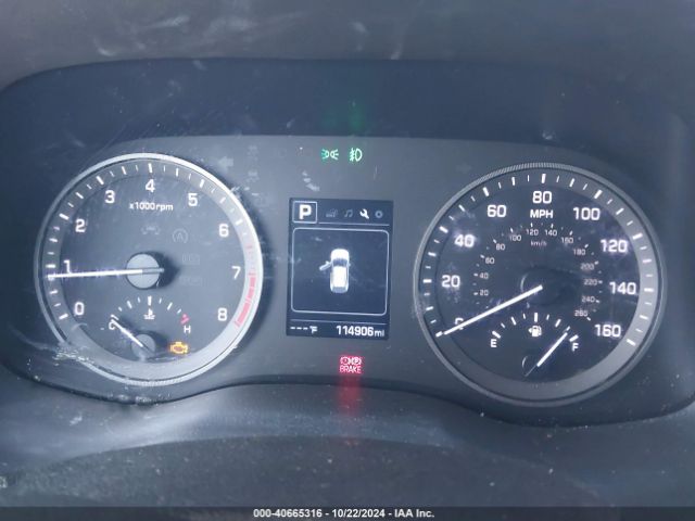 KM8J33A22HU556565 Hyundai Tucson Value