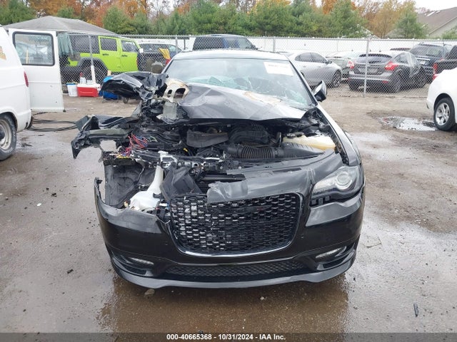 2C3CCABG8MH606527 Chrysler 300 300s