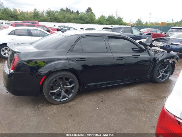 2C3CCABG8MH606527 Chrysler 300 300s