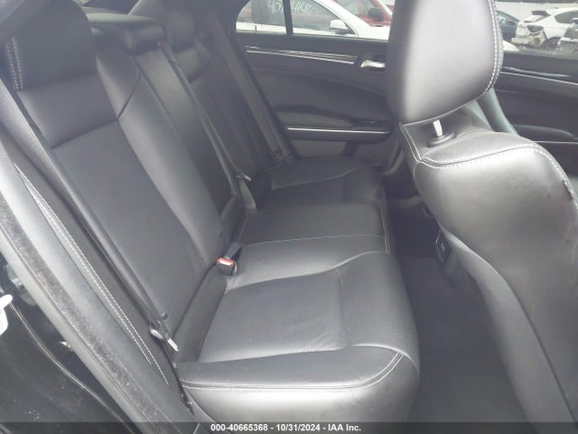 2C3CCABG8MH606527 Chrysler 300 300s