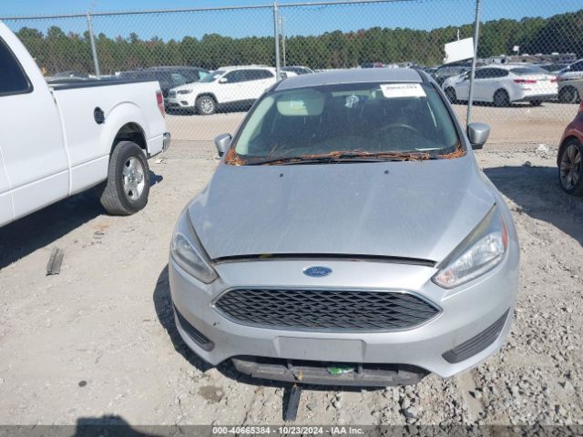 1FADP3F22JL218177 Ford FOCUS SE