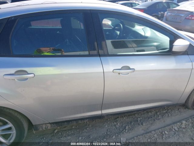 1FADP3F22JL218177 Ford FOCUS SE