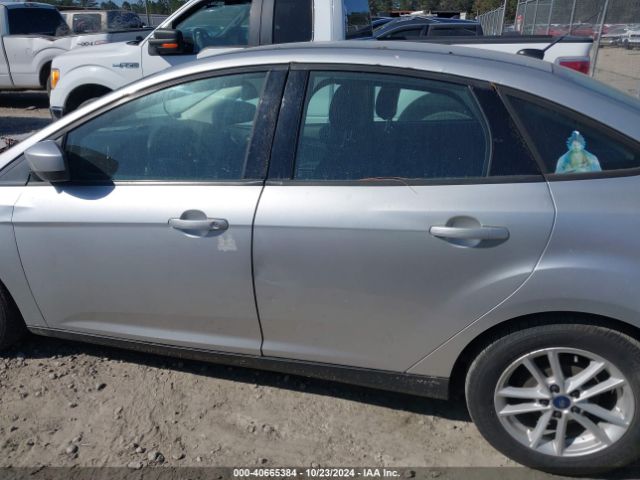 1FADP3F22JL218177 Ford FOCUS SE