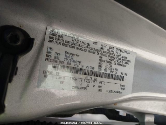 1FADP3F22JL218177 Ford FOCUS SE