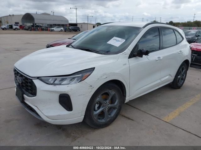1FMCU0MN4PUA23268 Ford Escape St-line