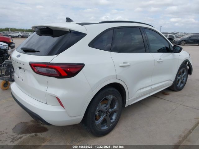 1FMCU0MN4PUA23268 Ford Escape St-line