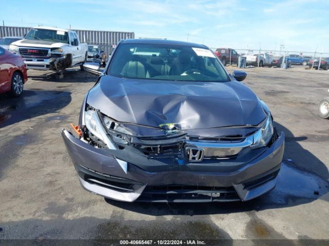 2HGFC4B08JH303032 Honda Civic Lx-p