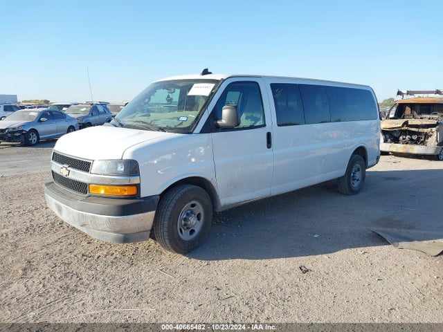 Chevrolet Express 3500 Lt 2017 1GAZGPFG0H1280422 Image 2